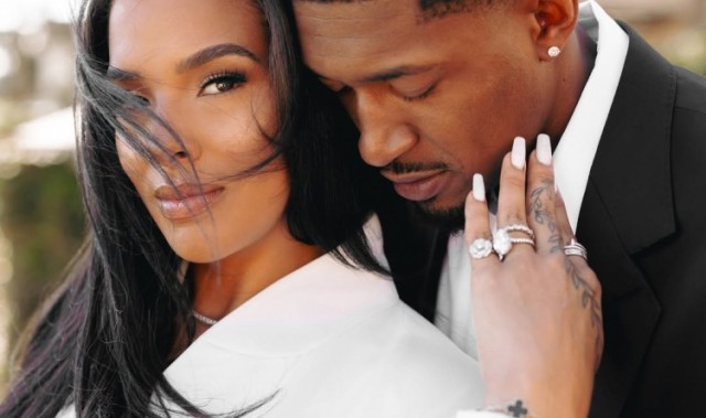 比尔夫妇社交媒体发布甜蜜写真：十载相守，爱意如初