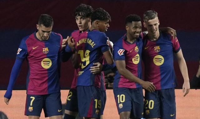 九游体育官网入口-巴萨换7人踢得更好？莱万由谁来替？