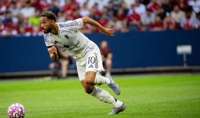 九游体育电脑版官方下载-队友评价库尼亚：作为对手与队友感受截然不同；他完美契合曼联需求