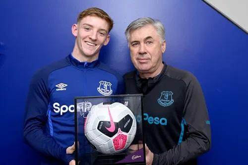 1674990901236022113.jpg 4.jpg